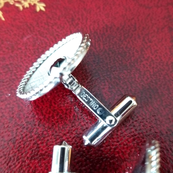 VINTAGE RALPH DESTINO Sterling silver and hematite cufflinks. Signed.